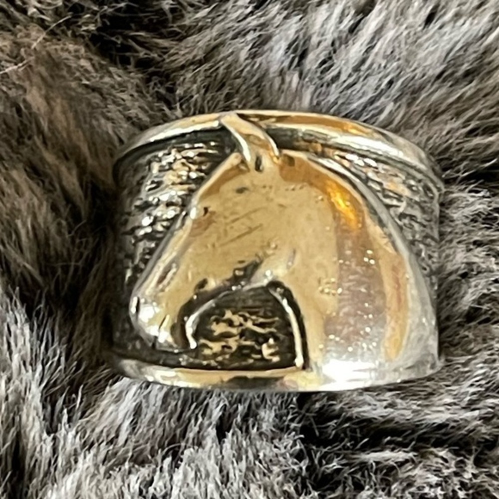 Ring Silpada Equestrian Horse Sample Demo Ring  Rare Sterling Silver Etched Band - Picture 2 of 5
